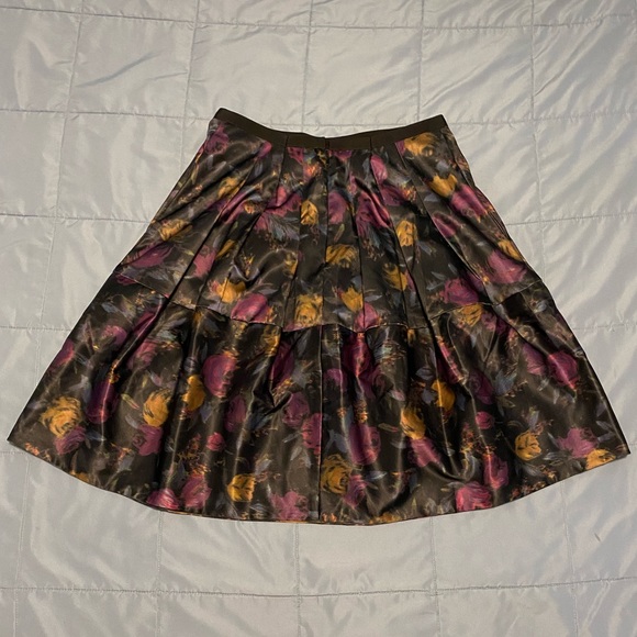 The Limited fit&flare floral skirt - modified - Picture 2 of 16